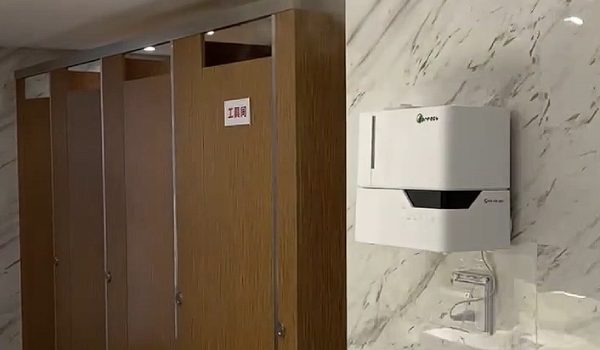 衛(wèi)生間使用場景視頻